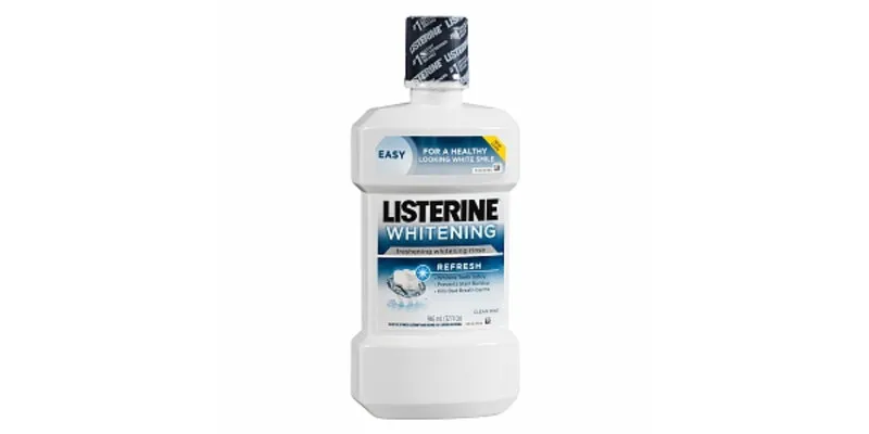 /img/32393-listerine-whitening-shelf.webp
