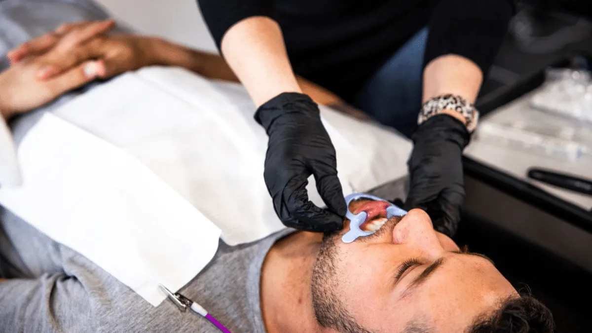 32419 teeth whitening youthful appearance