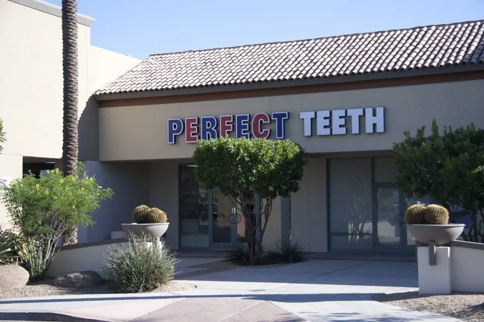 /img/32474-goodyear-az-dental-care.webp