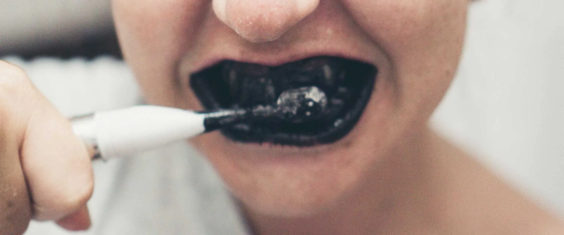 32595 charcoal teeth whitening risks image2